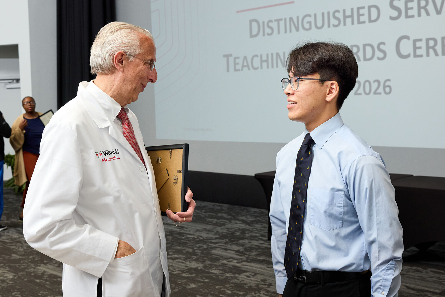 Students honor medical faculty and staff
