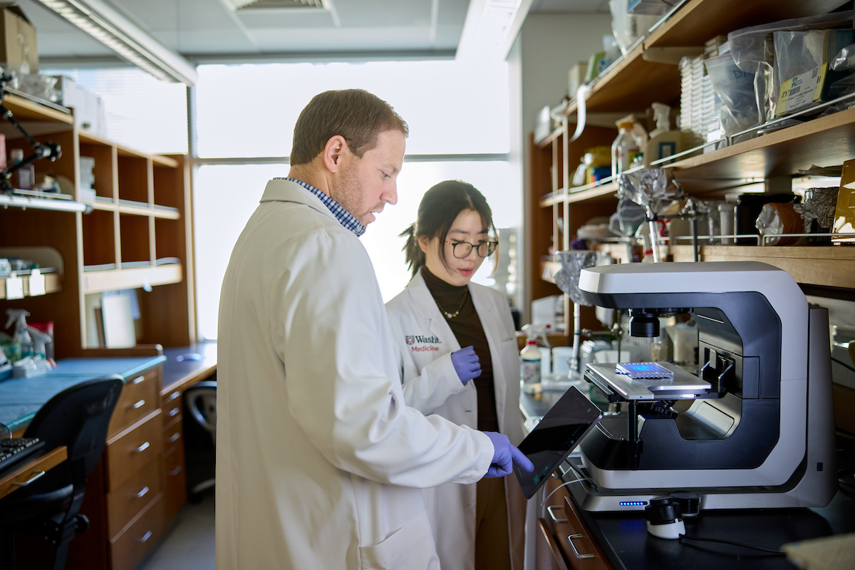 WashU announces new academic-industry collaboration with Bristol Myers Squibb