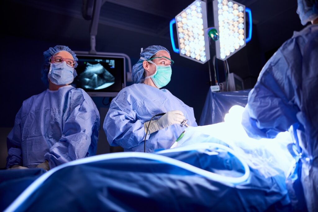 physicians in operating room